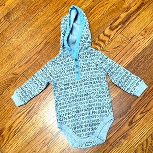 Calvin Klein 6-9M Hooded Onesie